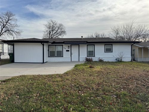 1113 Roosevelt St, Arlington, TX, 76011-4836 | Card Image