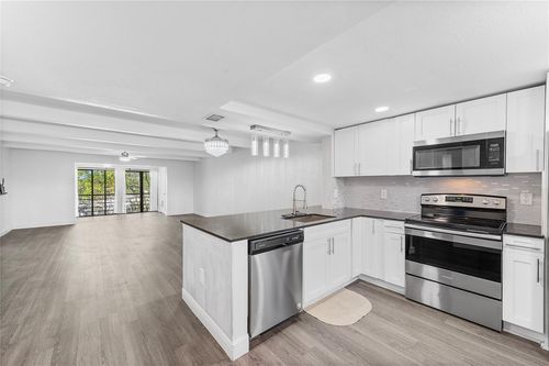 apt-409-10120 Boca Entrada Blvd, Boca Raton, FL, 33428-5892 | Card Image