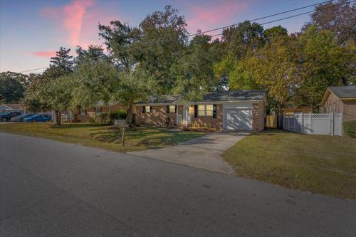 21 Pratt St, Charleston, SC, 29407-5917 | Card Image