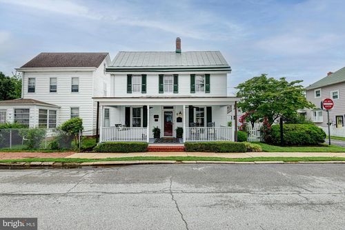 8 Crawford St, MIDDLETOWN, DE, 19709-1117 | Card Image