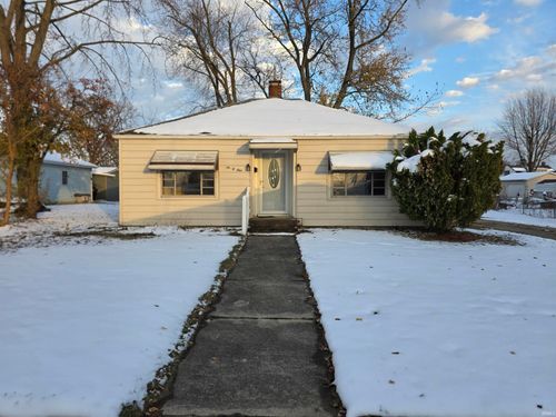 601 Water St, Ligonier, IN, 46767-2040 | Card Image