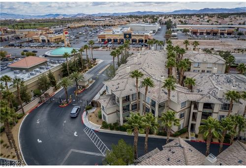 304-7159 S Durango Dr, Las Vegas, NV, 89113-2033 | Card Image