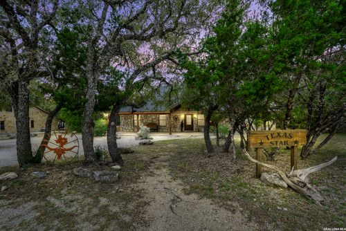 128 Mountain Laurel Ln, Concan, TX, 78838 | Card Image