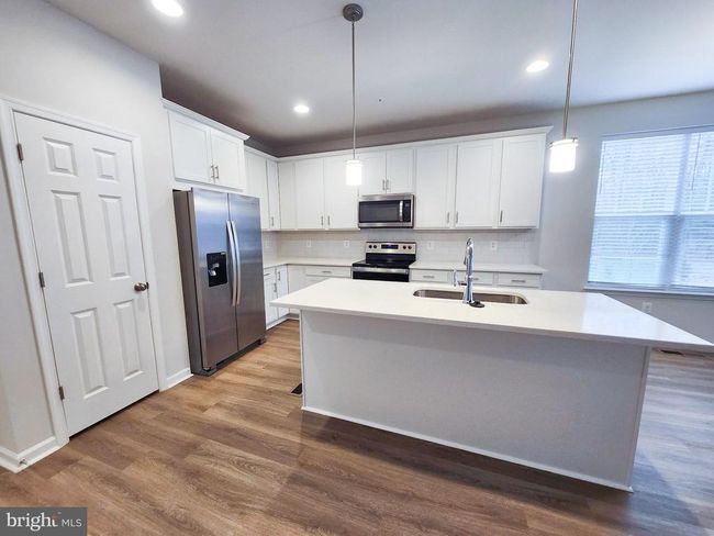 11521 Beacon Hill Ct, House other with 4 bedrooms, 3 bathrooms and null parking in SWAN POINT MD | Image 6