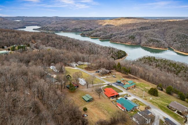 955 Livingston Boatdock Rd, House other with 2 bedrooms, 2 bathrooms and 4 parking in Allons TN | Image 45