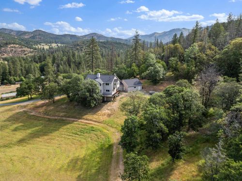 3375 Little Applegate Rd, Jacksonville, OR, 97530-9093 | Card Image