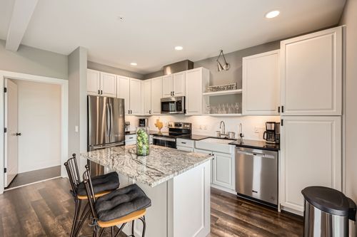 1205-4704 Sunset Trl, Austin, TX, 78745-1339 | Card Image