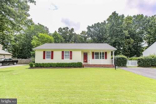 10615 Holleybrooke Dr, SPOTSYLVANIA, VA, 22553-1638 | Card Image
