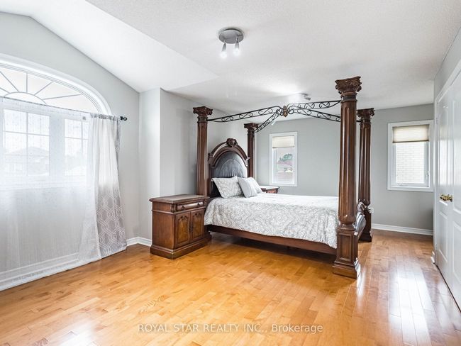 70 Colonel Bertram Rd, House other with 6 bedrooms, 5 bathrooms and 4 parking in Brampton ON | Image 21