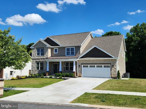 230 Banyan Dr, STATE COLLEGE, PA, 16801-2563 | Card Image