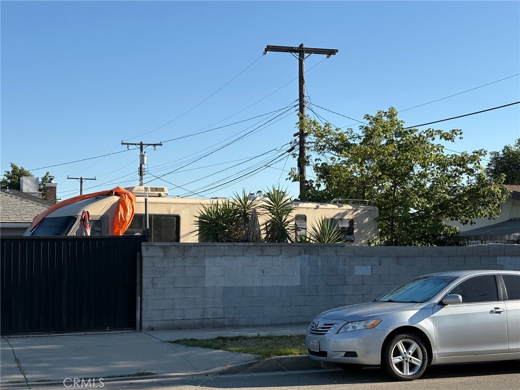 Residential in Azusa 5