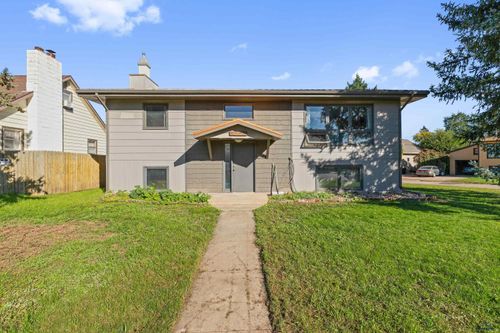 2212 Elmhurst Dr, Rapid City, SD, 57701 | Card Image
