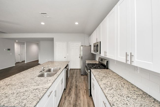 20715 Southern Woods Dr, House other with 4 bedrooms, 3 bathrooms and 2 parking in New Caney TX | Image 24