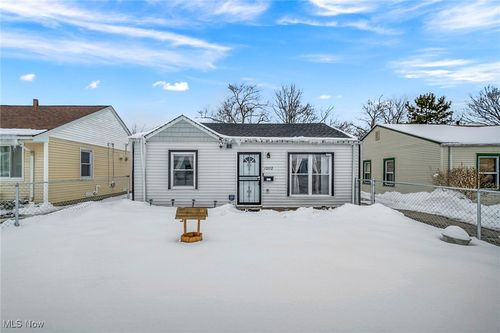 12112 Carrington Ave, Cleveland, OH, 44135-3662 | Card Image