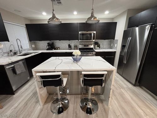 2784 Fountain Ridge Ln, Henderson, NV, 89074-1287 | Card Image