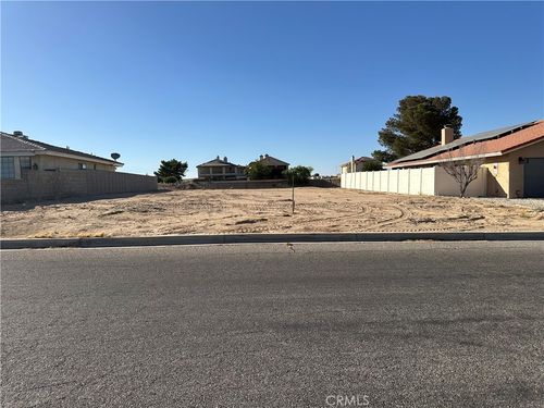 14682 Rivers Edge Rd, Helendale, CA, 92342-7610 | Card Image