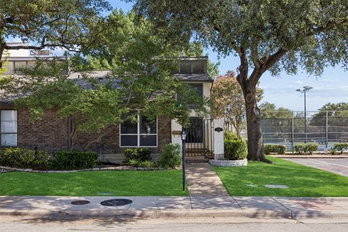 9149 Emberglow Ln, Dallas, TX, 75243-3241 | Card Image