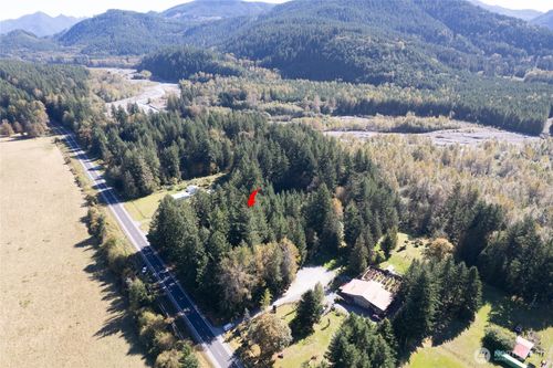 22506 State Route 706 E, Ashford, WA, 98304-9706 | Card Image
