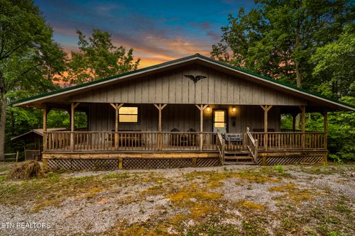 1889 Natures Lane, Sevierville, TN, 37862 | Card Image