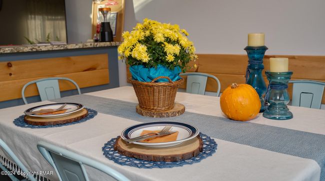 dining (1) | Image 62