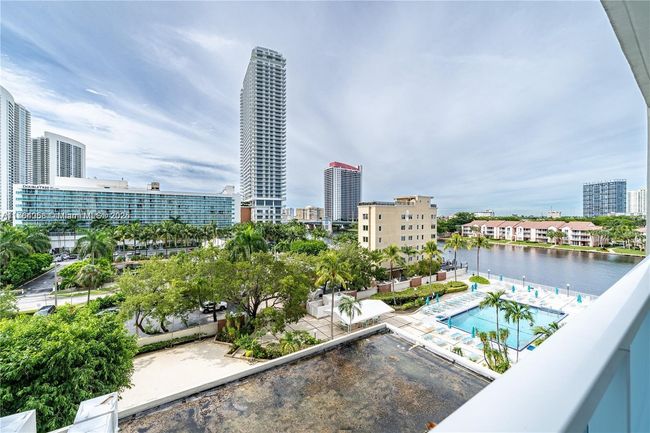APT-508 - 3800 S Ocean Dr, Condo with 1 bedrooms, 2 bathrooms and null parking in Hollywood FL | Image 25