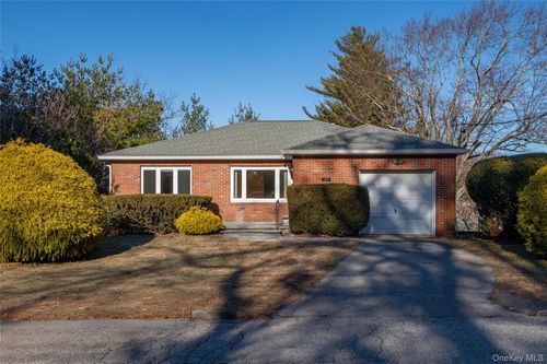 23 Bradley St, Dobbs Ferry, NY, 10522-1901 | Card Image