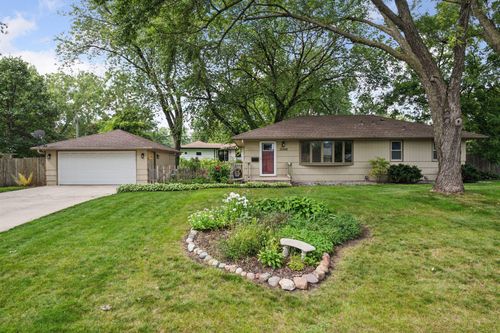 11016 Drew Ave S, Bloomington, MN, 55431-3841 | Card Image