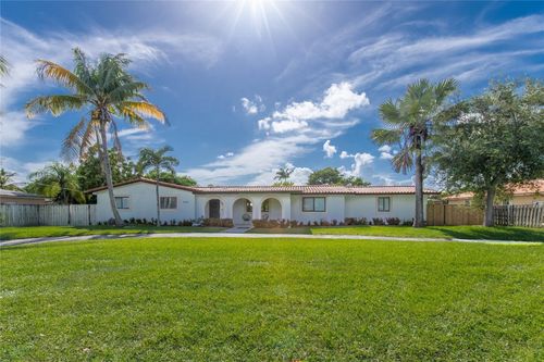 16670 Sw 90th Ave, Palmetto Bay, FL, 33157-3512 | Card Image