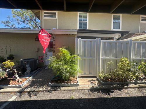 7009 Salinas Ct, TAMPA, FL, 33634-3516 | Card Image