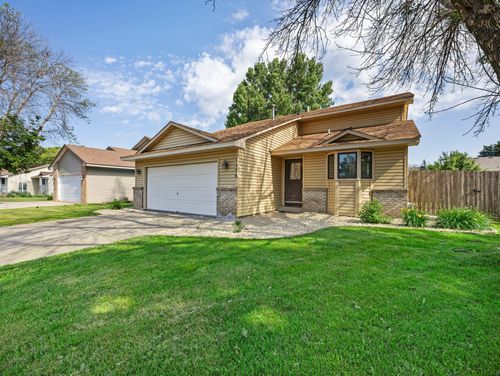 1175 98th Ave Ne, Blaine, MN, 55434-3519 | Card Image