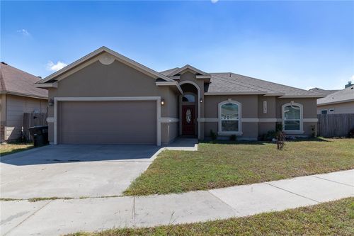 1121 Axis Ln, Corpus Christi, TX, 78418-5414 | Card Image