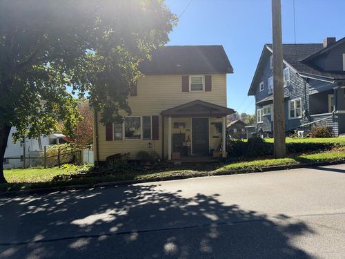 112 Penn Street, New Bethlehem, PA, 16242 | Card Image