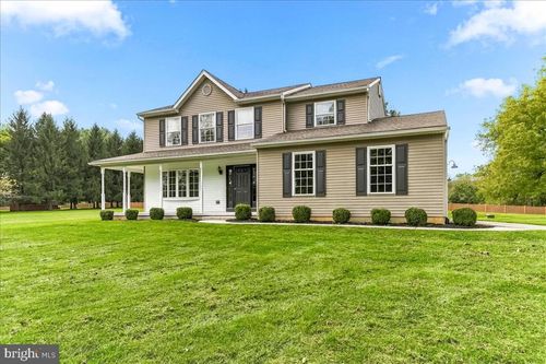 359 Woodcrest Rd, WEST GROVE, PA, 19390-9193 | Card Image