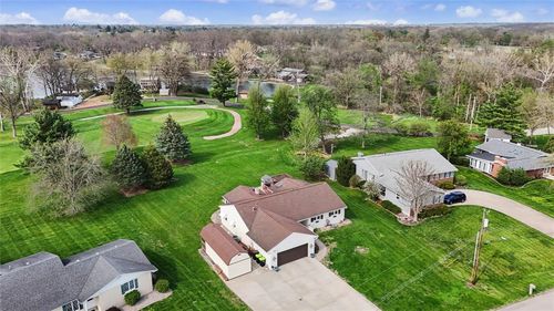 1708 Oakmont Dr, Decatur, IL, 62521-9136 | Card Image