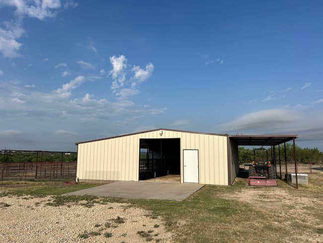 2553 Stonewall Valley Ln, House other with 4 bedrooms, 3 bathrooms and 2 parking in Christoval TX | Image 27