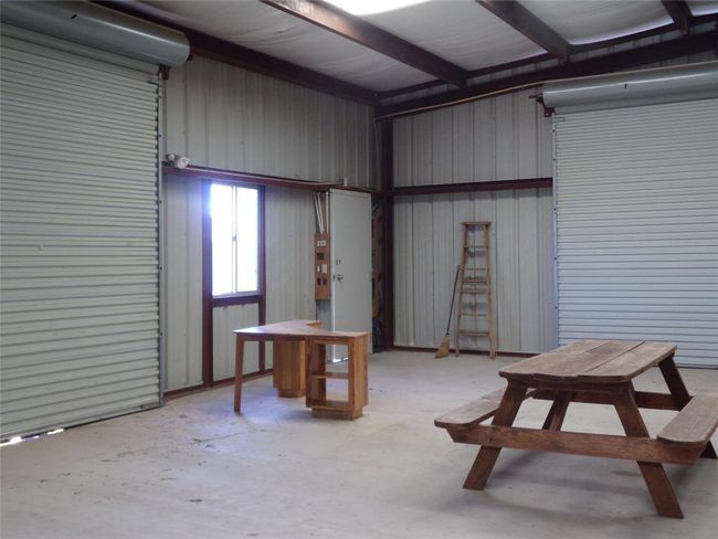 1931 Bruno Rd, Home with 4 bedrooms, 3 bathrooms and null parking in Schulenburg TX | Image 14