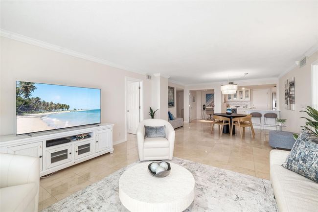 APT-6B - 1750 Benjamin Franklin Dr, Condo with 2 bedrooms, 2 bathrooms and null parking in SARASOTA FL | Image 4