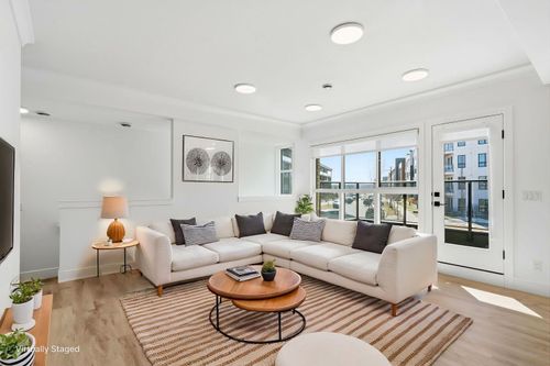108-4270 Norford Ave Nw, Calgary, AB, T3B6P8 | Card Image