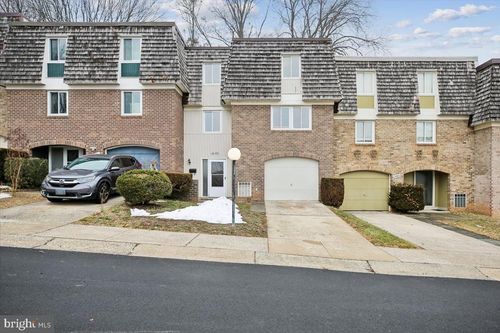 19105 Canadian Ct, GAITHERSBURG, MD, 20886-3939 | Card Image