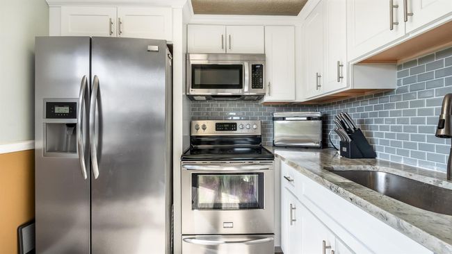 APT-404 - 9421 Evergreen Pl, Condo with 2 bedrooms, 2 bathrooms and null parking in Davie FL | Image 16