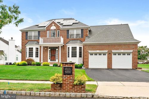 16 Wendover Rd, East Windsor, NJ, 08520-2837 | Card Image