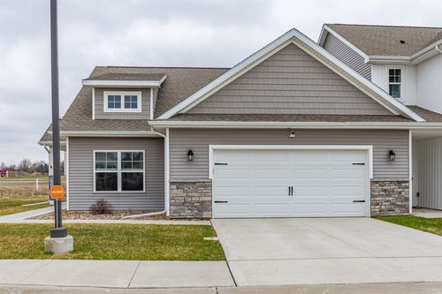 2820 Nw 32nd Ln, Ankeny, IA, 50023-1470 | Card Image