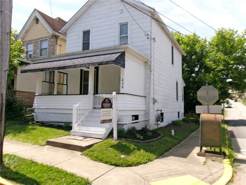 439 Longfellow St, Vandergrift, PA, 15690-1448 | Card Image