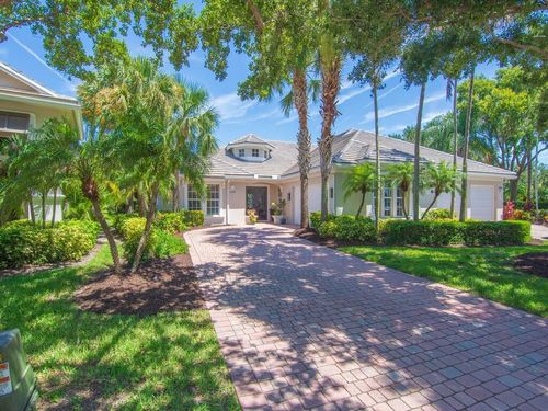 2229 Falls Cir, Vero Beach, FL, 32967-7059 | Card Image