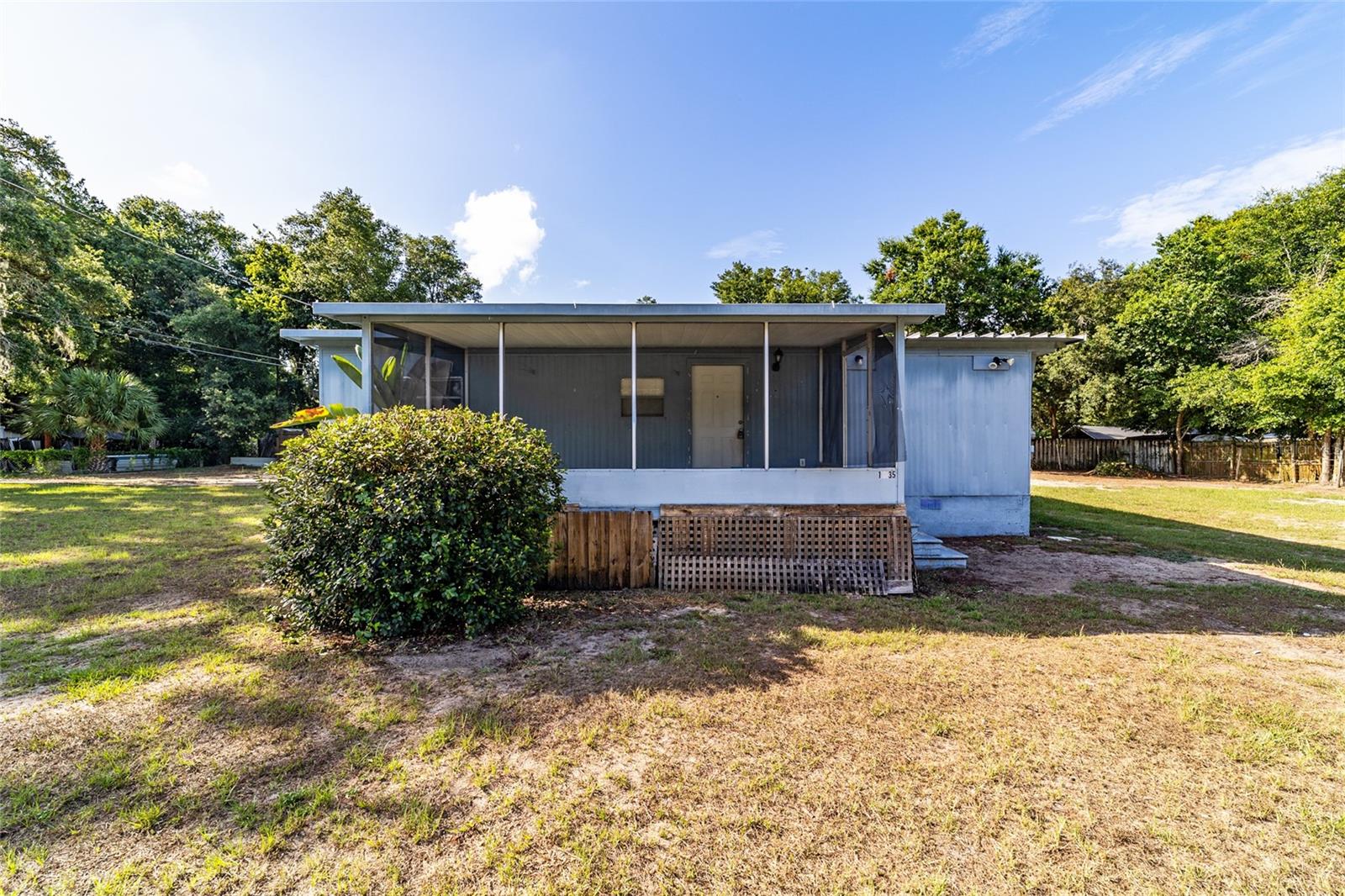 131st Ln, Ocklawaha, FL 32179