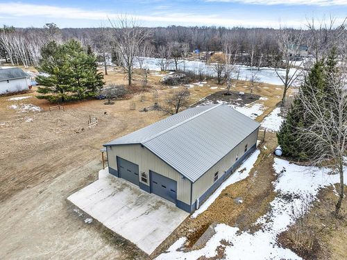 3067 N River Road, Oconto, WI, 54153 | Card Image