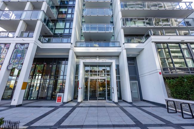 901 - 4488 Juneau Street, Condo with 2 bedrooms, 2 bathrooms and 1 parking in Burnaby BC | Image 2
