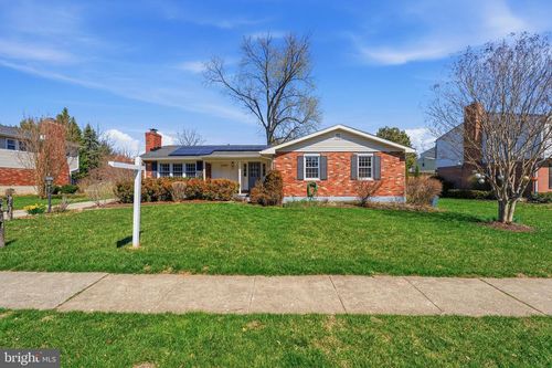 2407 Eastridge Rd, LUTHERVILLE TIMONIUM, MD, 21093-2509 | Card Image