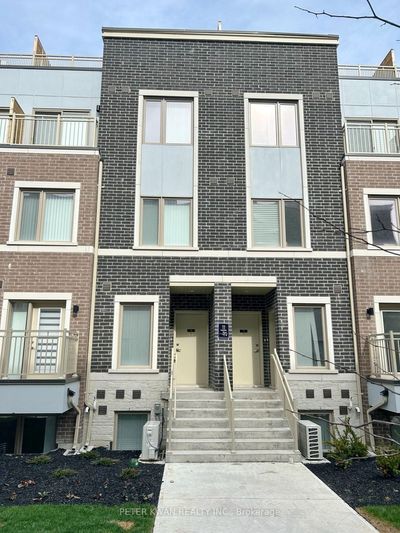 6 - 11 Honeycrisp Cres, Condo with 3 bedrooms, 3 bathrooms and 1 parking in Vaughan ON | Image 1