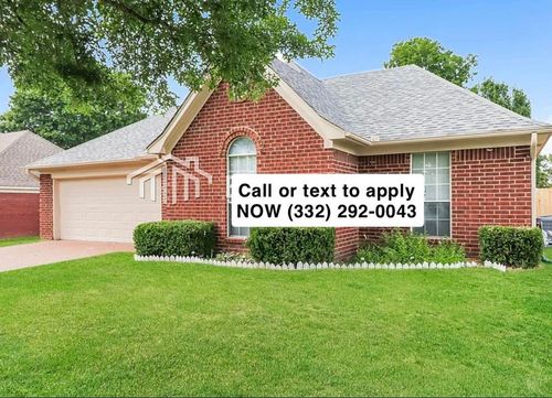 15 Spring Valley Dr, Oakland, TN, 38060-3412 | Card Image